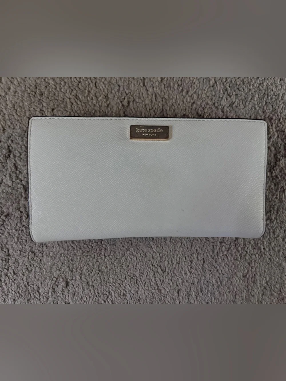 kate spade Light Gray Leather Zip Wallet